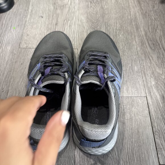 New Balance Unisex 410 V1 WT410LQ8 Gray Running Shoes Sneakers Size M 7 W 8.5 - Picture 7 of 10